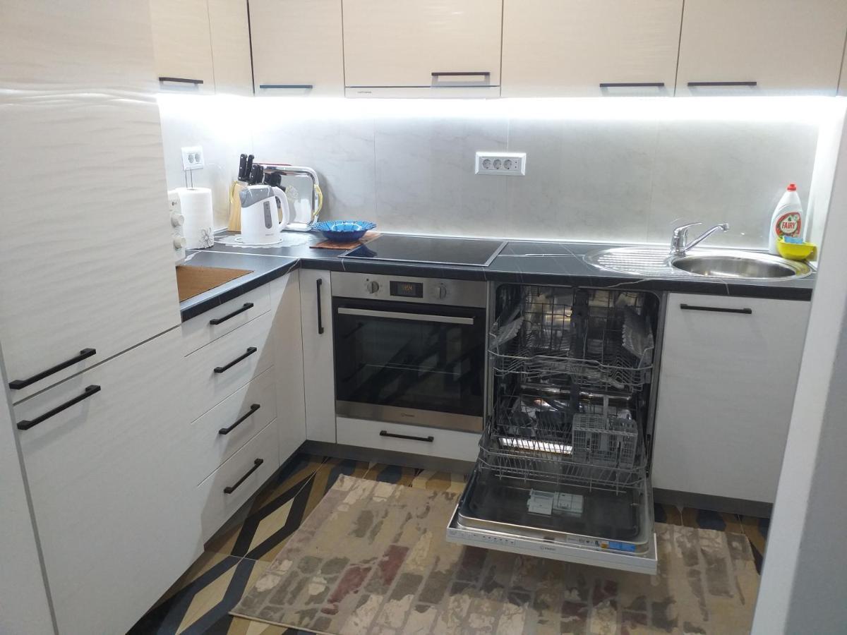 Apartman Trosoban Sarajevo, Ilidza Centar *